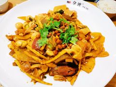 不麻辣香锅-拿渡·水煮鱼麻辣香锅(王府井奥莱·香江小镇店)