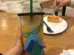 -星巴克(南京鼓楼吾悦广场店)