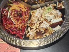 -廖掌柜·重庆鲜货火锅(上海首店)