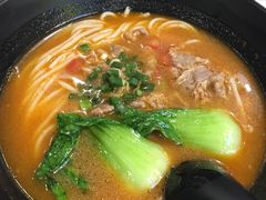 酸汤肥牛-小魔童·鲜切牛肉粉(时尚天河东区店)