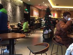 大堂-星巴克(宝山万达店)