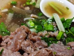 -大众跷脚牛肉馆·非遗传承单位(峨眉山店)