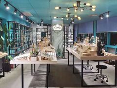 -Trend1881视光·蔡司视觉(领展广场店)