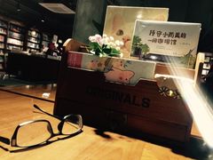 -新华书店(印象城店)