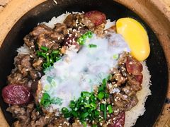 腊肠牛肉窝蛋双拼煲仔饭-红星光发煲仔饭(大石街店)
