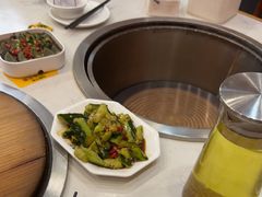 -鲁员外地锅鸡地锅鱼(古墩路店)