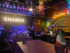 -鲨鱼美式餐厅酒吧Sharky