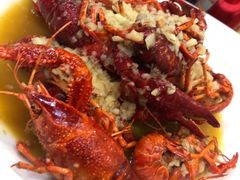 -扒虾小妹儿麻辣海鲜(宏图街店)