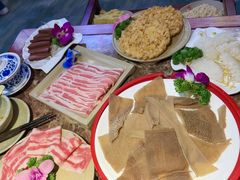 -重庆巴将军原味火锅(世贸店)