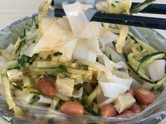 秘制凉皮-正宗陕西肉夹馍(红荔店)