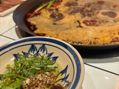 -旧街市鲜货老火锅(大光路店)