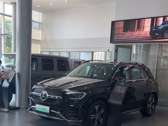 -天津波士信达奔驰4S店(卫津南路店)