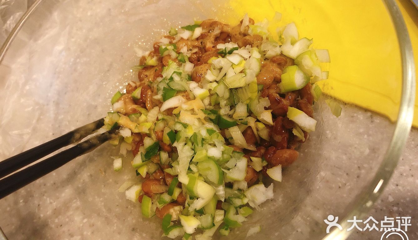 納豆小魚秋葵雞蛋餅餅[调皮]