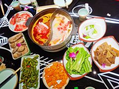 -星璨火吧KTV聚会餐厅(丰庆路店)
