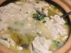-魏铭鱼头捞饭(晋阳路店)