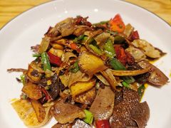 -十三式重庆江湖菜(金茂览秀城店)