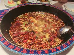 -何师傅美蛙鱼头(汉街店)