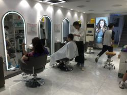 -明洞造型精品烫染