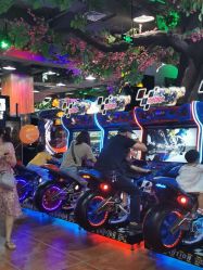 -菲菲羊乐园(临平银泰城店)