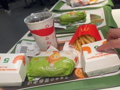 -麦当劳(轻轨曹杨路店)