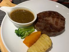 -斗牛士牛排餐厅(嘉里汇店)