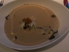 菌菇汤-AZUR聚(香格里拉饭店)