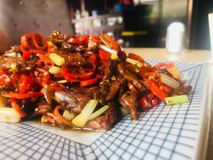 小炒黄牛肉-铜锣湾·有麝自然香(重庆新天地店)