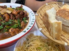 -鲁南仔·滕州炒鸡(经三路店)