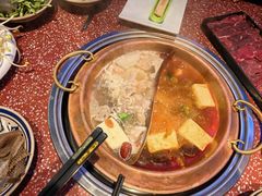 -重庆小天鹅火锅(中商广场店)
