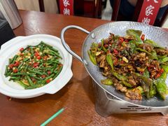 -湖南人家湘菜馆(镇江路店)