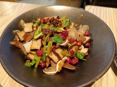 -俏凤凰(美林M·LIVE天地东座店)