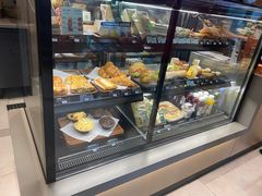 面包甜点陈列柜-星巴克(古美路店)