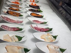 -雍容荟帝王蟹活龙虾展台自助(IFS黑金店)