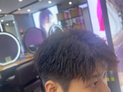 -藤野造型烫染·漂发