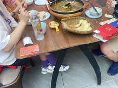 -有红鸡毛店·川菜(建设路店)