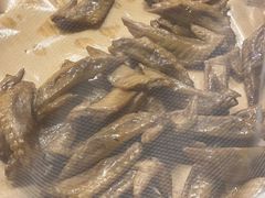 -卡皮巴拉炸卤店