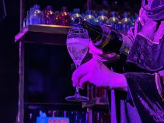 -大连君悦酒店 · VIVA(星海广场店)