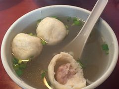 -佬钱湾仔(衣裳街店)