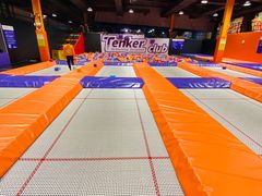 -Tenker Club弹刻极限主题公园 · 蹦床 · 团建 · 生日派对(大关店)