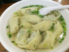 汤馄饨-潘国仙耳光馄饨(黄家阙路店)