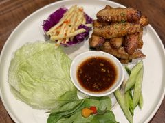 蜜糖炭烧猪颈肉配沙拉-星叶·东南亚料理(宁波万象汇店)