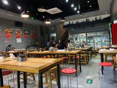 大堂-范贤光鸡公煲(平乐园总店)