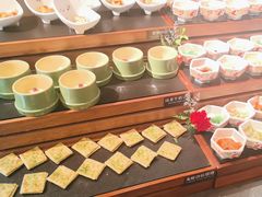 -牛YO寿喜烧·铁板烧和牛火锅自助(市府恒隆店)