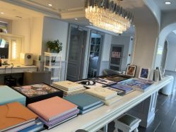 -爱你宝贝儿童摄影(西湖云端店)