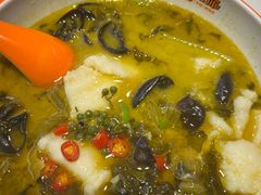 -小六鱼你.下饭酸菜鱼(益田假日广场店)