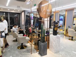 -V+SALON造型