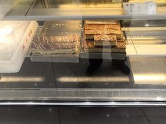 面包甜点陈列柜-上海哈尔滨食品厂(淮海中路店)