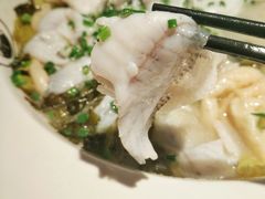 -江渔儿酸菜鱼·拔草餐厅(虎门君乐汇店)
