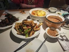 -聚友斋(陶瓷琉璃馆水晶街店)