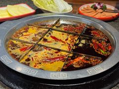 九宫格红汤锅底-巴将军·非遗老字号火锅(解放碑店)
